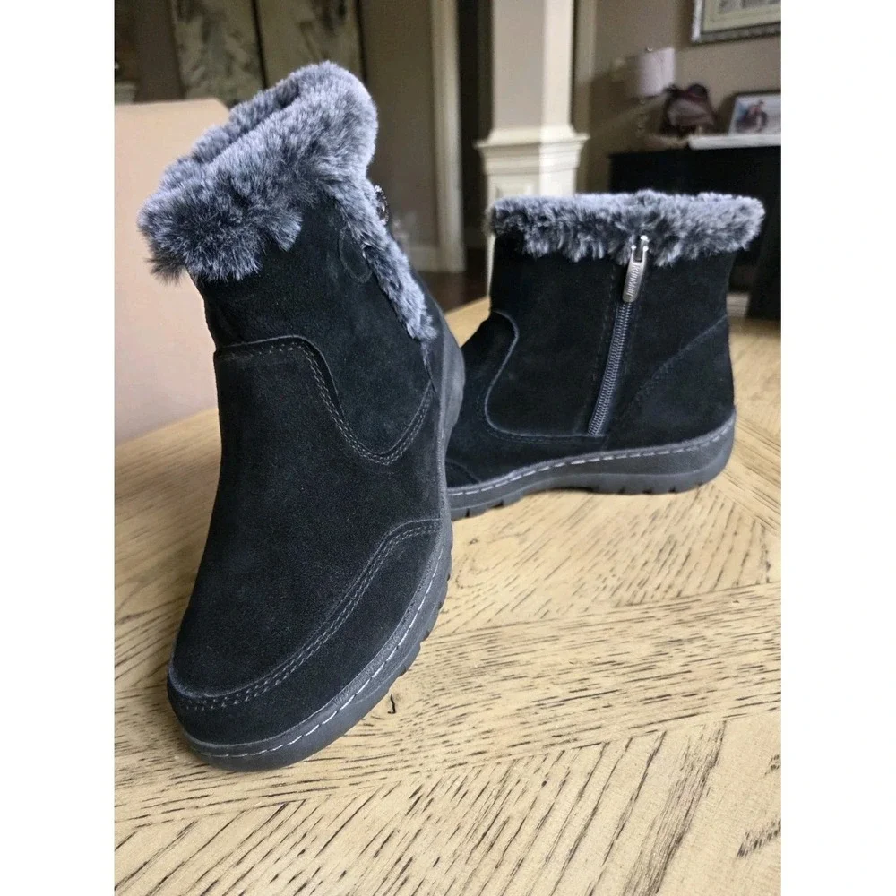 Khombu Boots Womens Size 9 Black Winter Memory Foam Warm All Weather Snow Rain